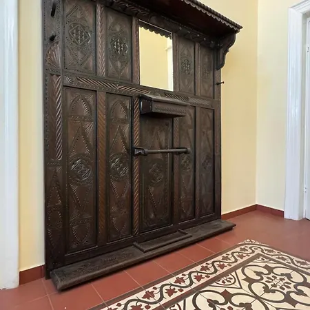 Aristocrat Near Cismigiu Garden * Βουκουρέστι