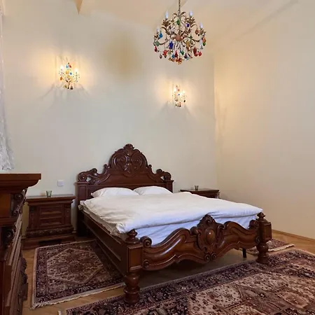 Aristocrat Near Cismigiu Garden 公寓 *